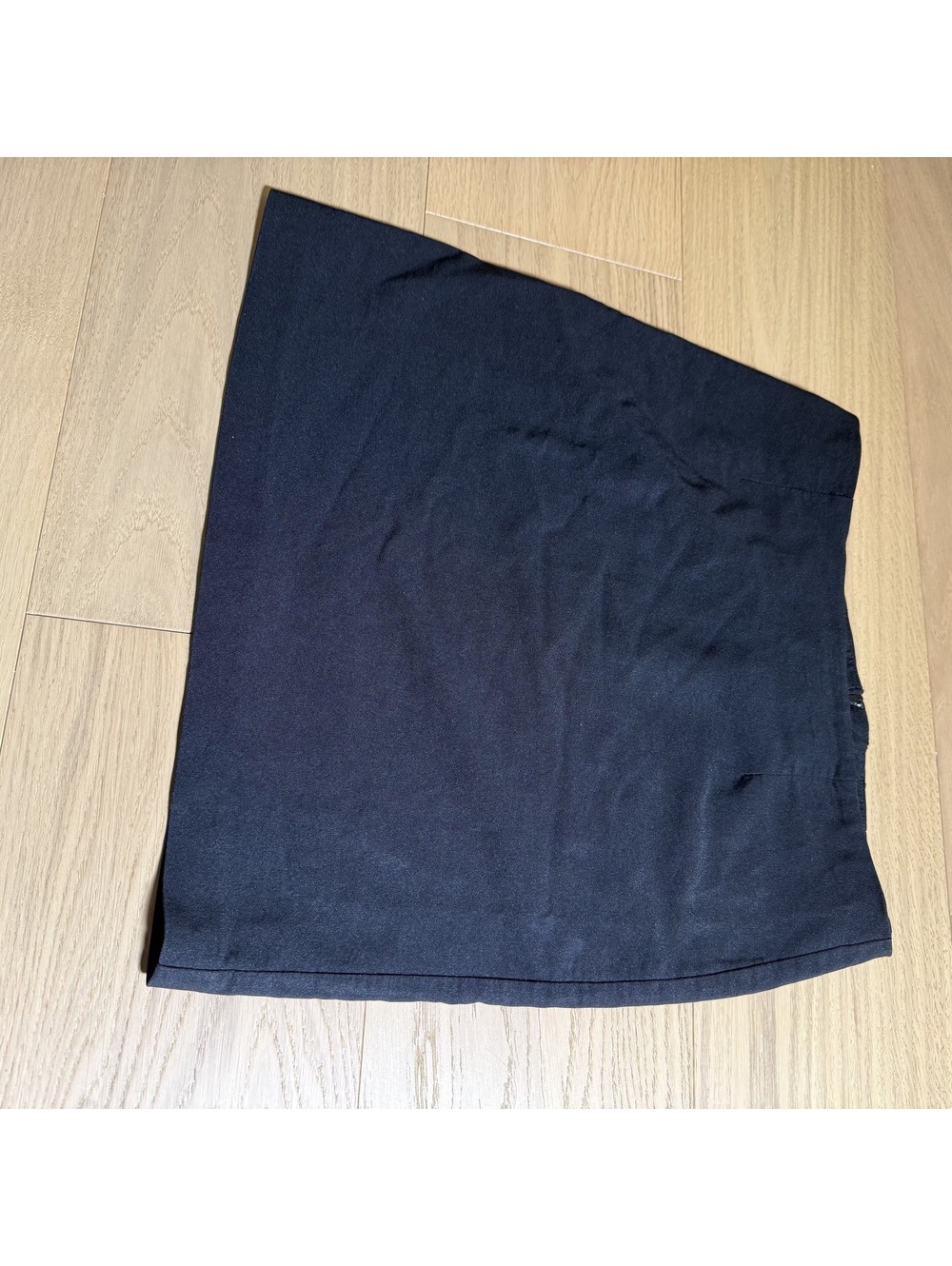 Suzy Shier Women's Black Skirt – Size 8